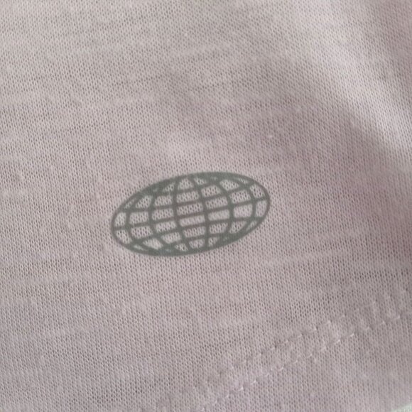 Women's Colorful Bird Flying Free T-Shirt Size Large - Picture 9 of 9